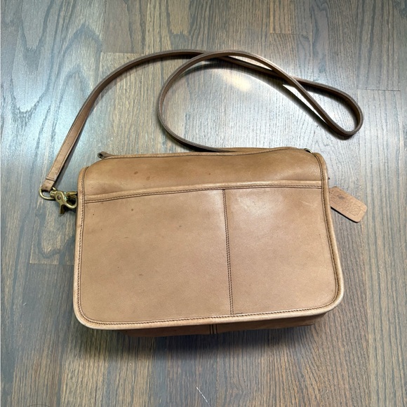 Coach Handbags - Vintage Coach Companion Bag